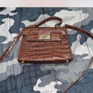 Elegant Brown Crocodile-Embossed Women's Bag
